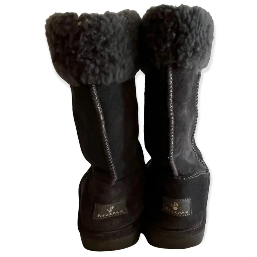 BearPaw Grey Suede Boots 6